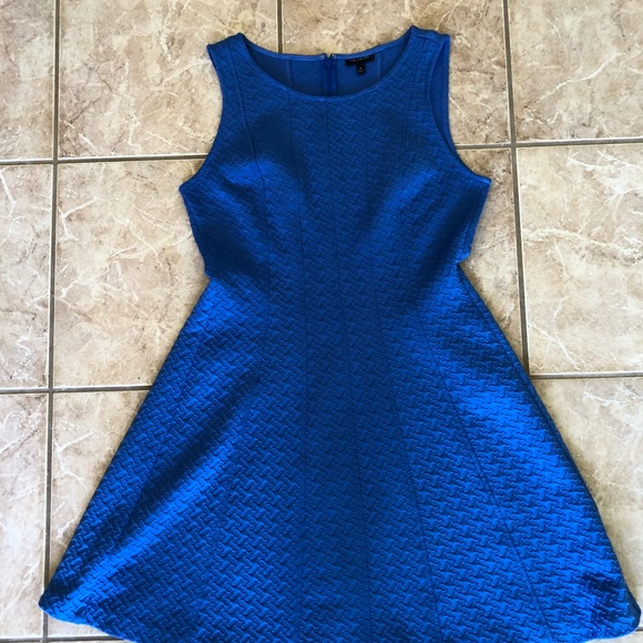 Limited Brand ponte stretch fit & flare dress - Picture 2 of 3